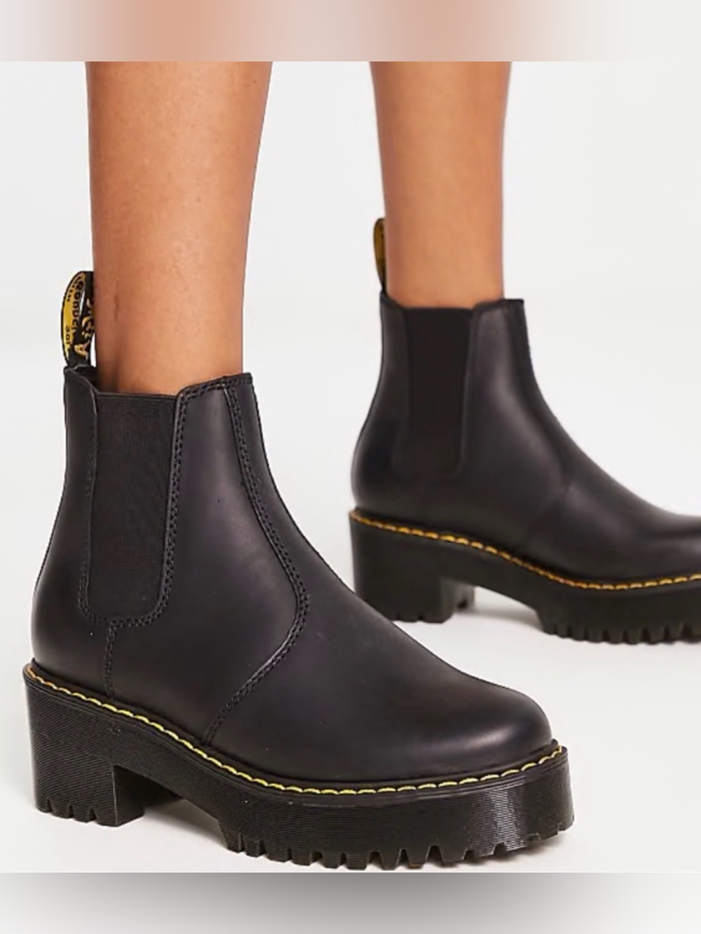 Dr. Marten Black Womens Rometty Wyoming Leather Platform Pull On Chelsea Boots 7